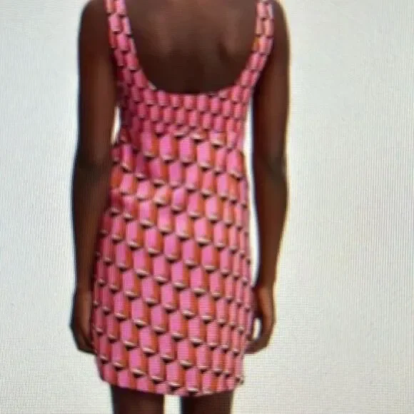 DVF Geometric Pink Shift Dress 👗 Designer 👩‍🎨 Luxury. 🌸Shine✨Like the Sun ☀️ - Picture 3 of 17